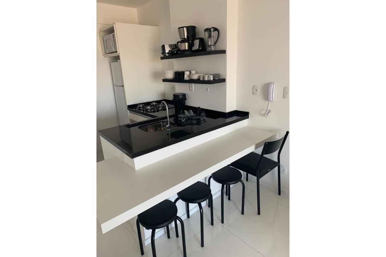 Apartamento Com Vista Do Mar Em Residencial Com Piscina Florianópolis 외부 사진